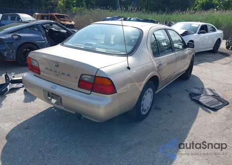 1996 Nissan Maxima Gle/Gxe/Se z USA, uszkodzony, nr VIN JN1CA21D4TM409657